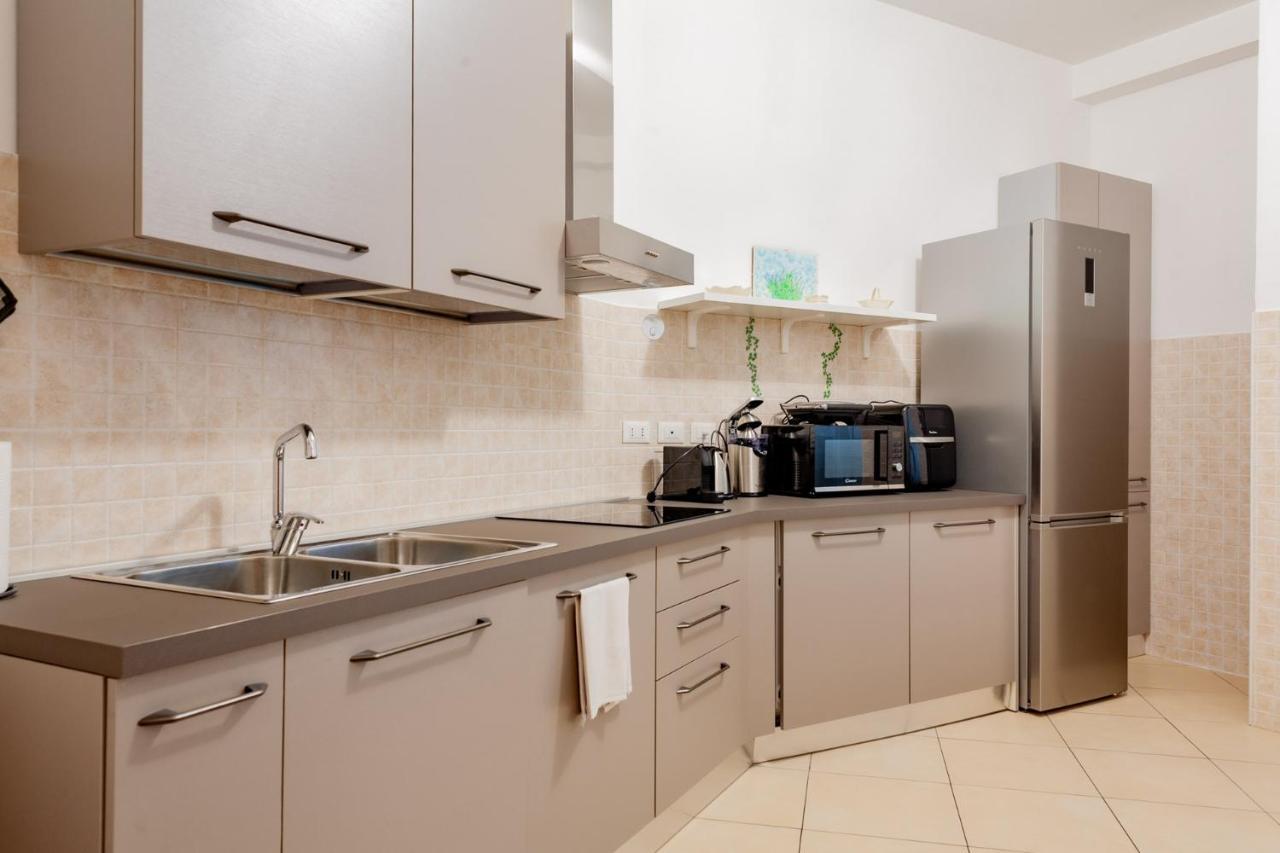 Bnbutler - Pellegrino Rossi, 42 - Ampio E Comodo Per 5 * Milan